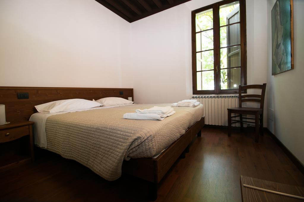 Locanda Abbazia Di Valserena - Csac بارما المظهر الخارجي الصورة